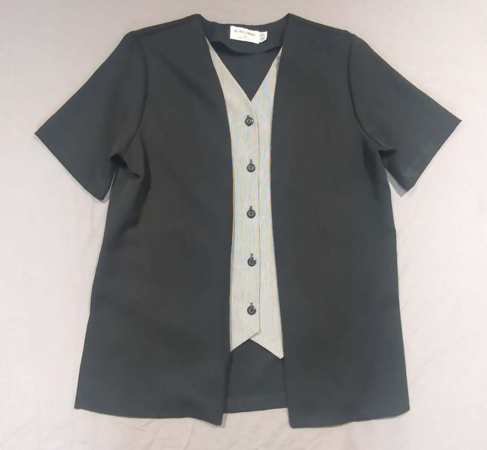 Alfred Dunner Black Short Sleeve Fake Two-Piece Vest Blouse Size 12
